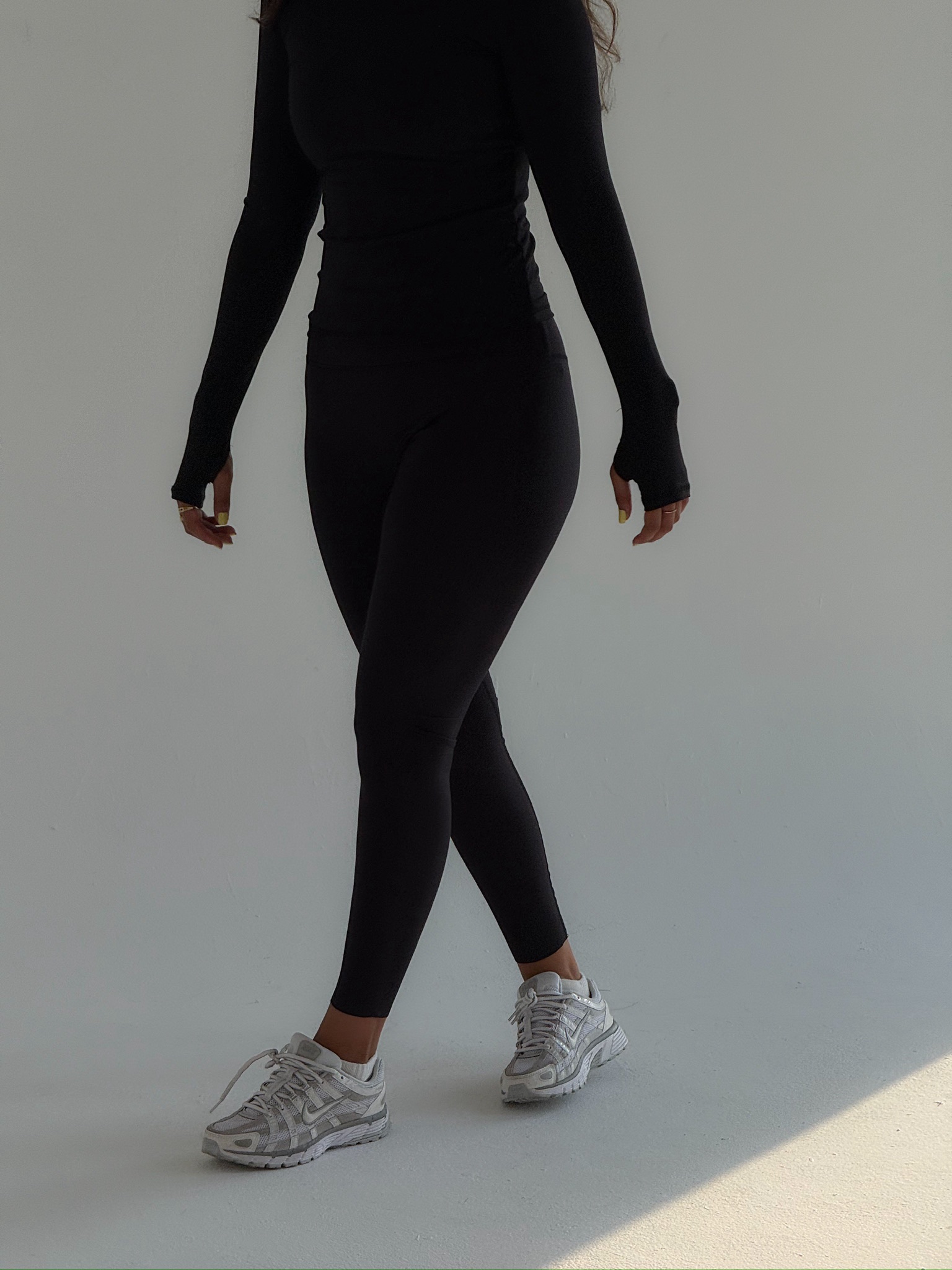 Black Long sleeve top